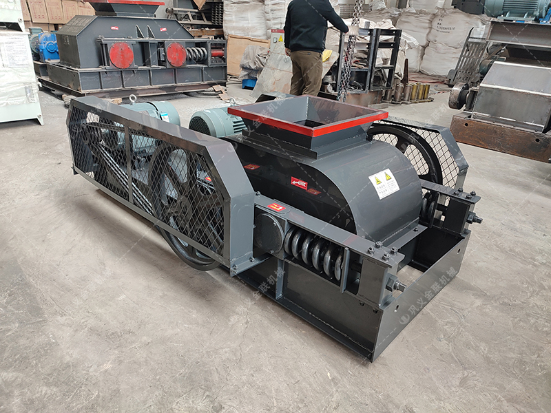 瀝青混合料性能不達(dá)標(biāo)？雙齒輥破碎機(jī)助你提升路面質(zhì)量